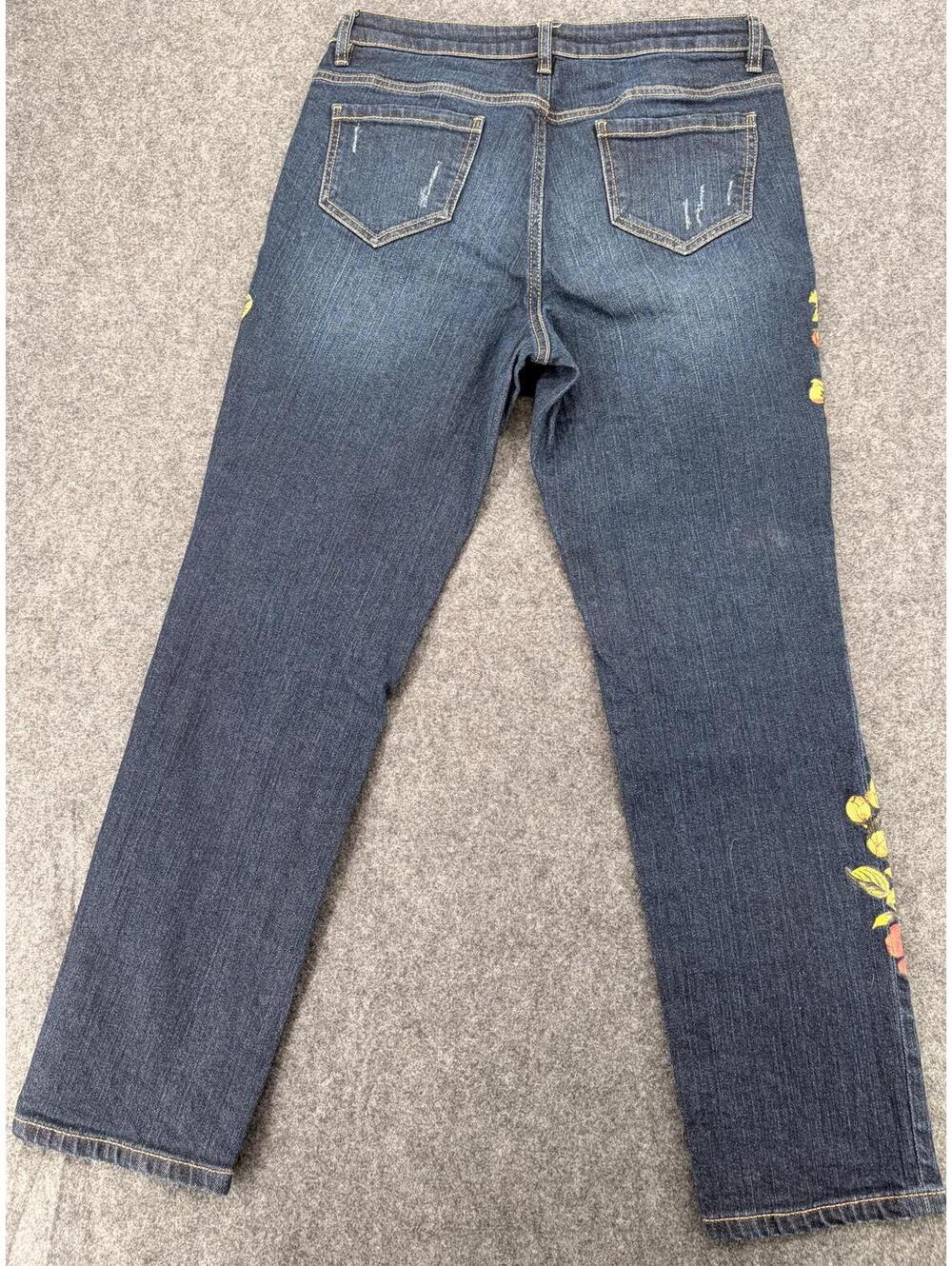 Du Jour‎ Floral Embroidered Distressed Denim Jeans Relaxed Fit Size US 8 - Picture 5 of 7